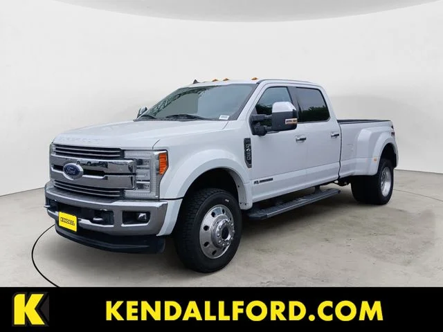 2019 Ford F-450 Lariat 4x4 Crew Cab 8' Box DRW's photo