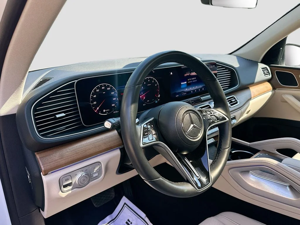 Used 2024 White Mercedes-Benz GLE 350 image 9