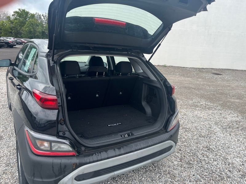 Certified Used 2023 Black Hyundai SE image 6