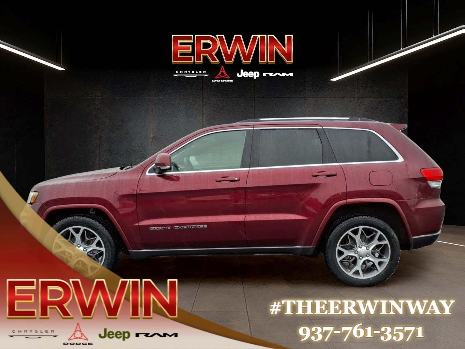 Used 2018 Velvet Red Pearl Coat Jeep Limited image 4