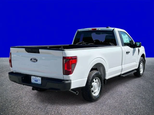 New 2026 Oxford White Ford XL image 3