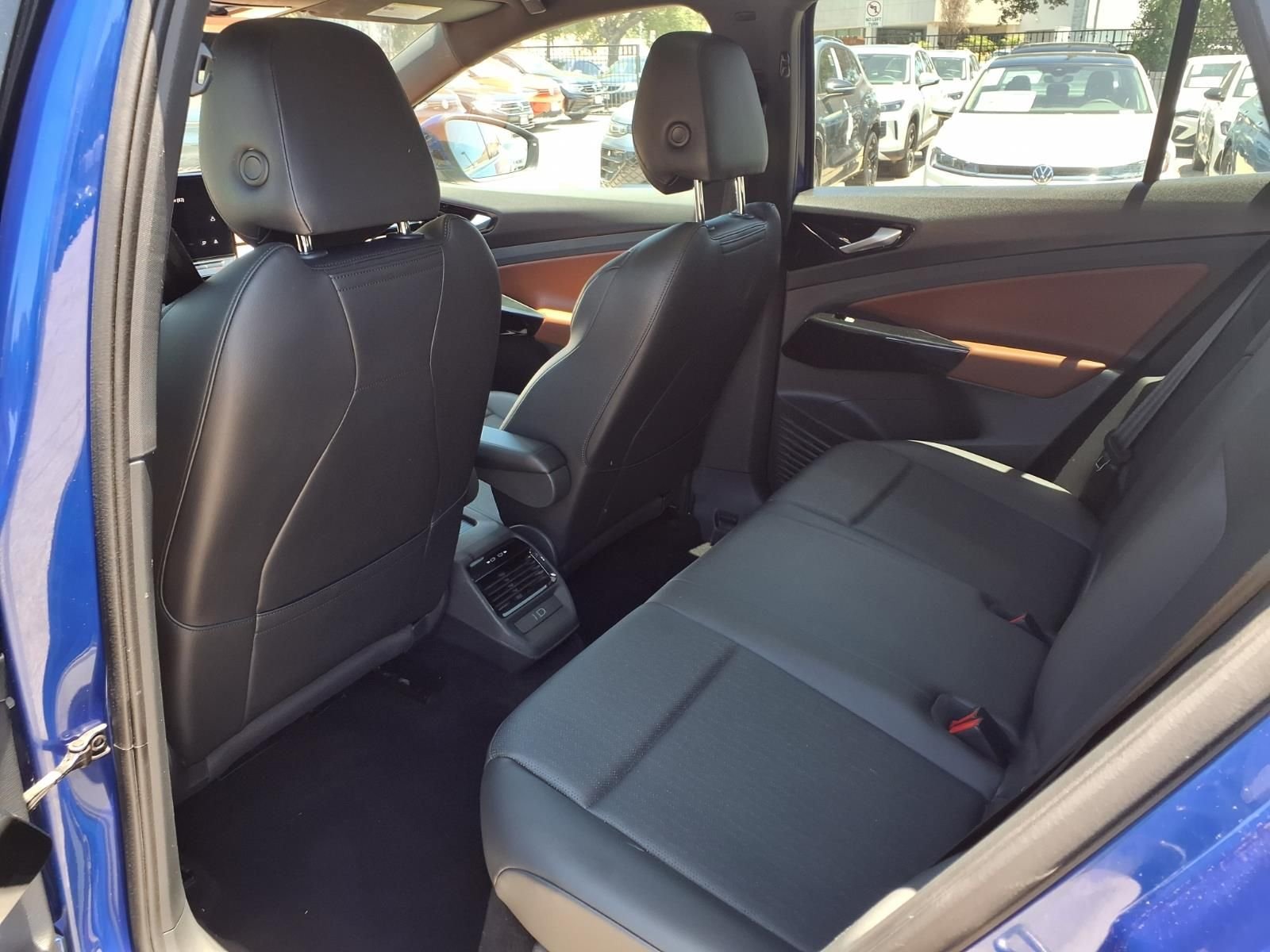 Used 2022 Blue Volkswagen Pro S image 20