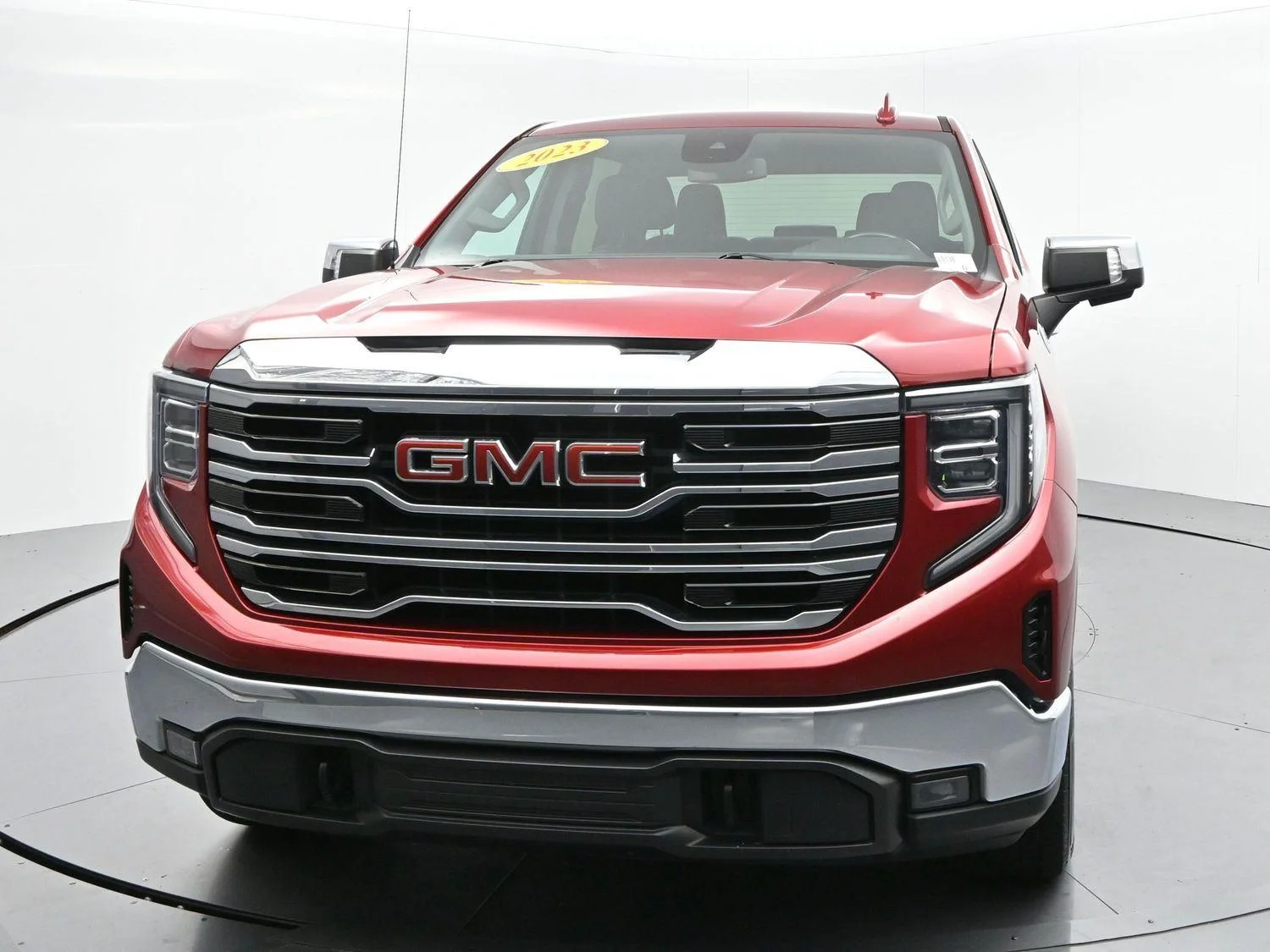 Used 2023 Volcanic Red Tintcoat GMC SLT image 3