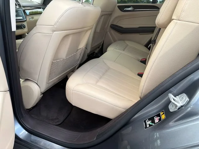 Used 2017 Gray Mercedes-Benz GLE 350 image 21