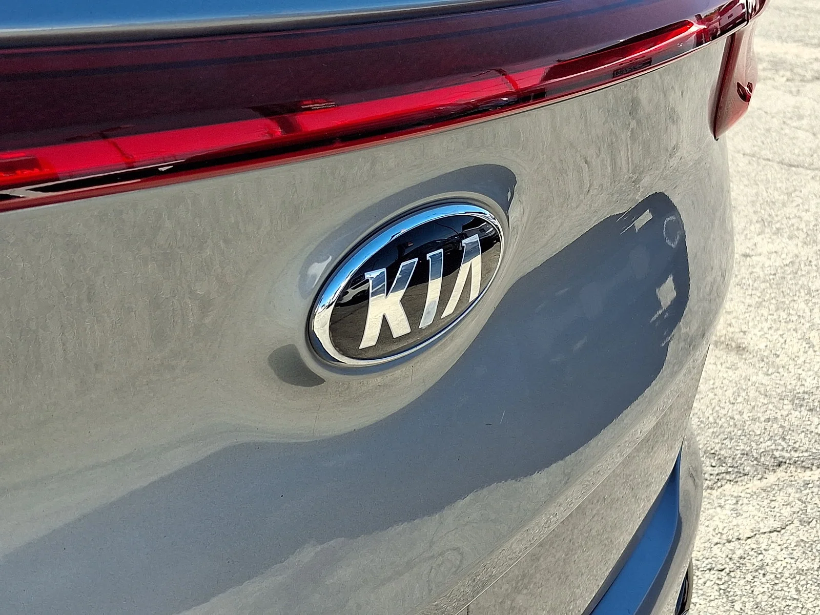 Certified Used 2020 Gray Kia LX image 28