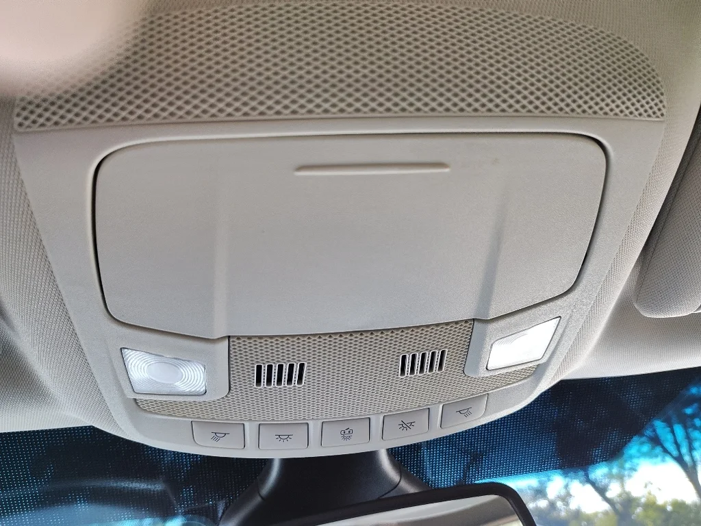 Used 2019 Blue Metallic Ford SEL image 23