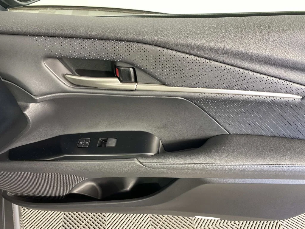 Used 2025 Midnight Black Metallic Toyota XSE image 25