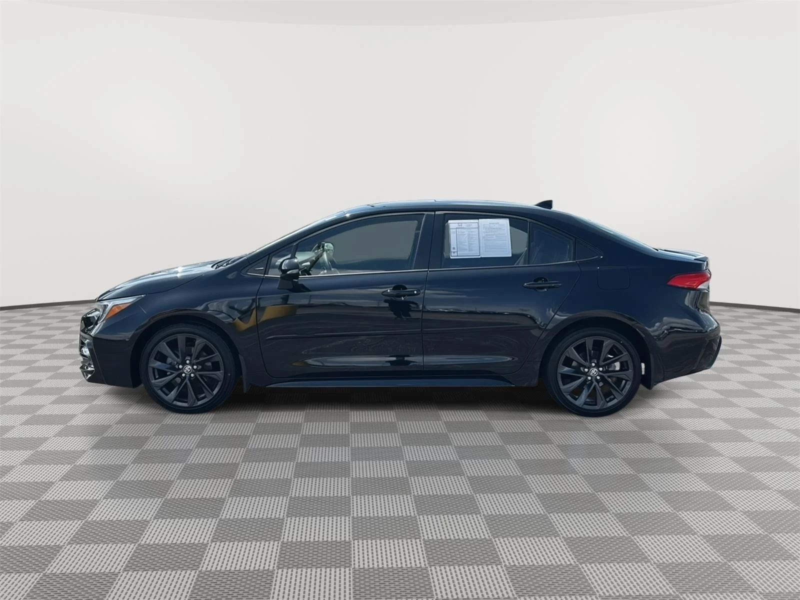 Used 2024 Toyota Corolla SE with VIN JTDBCMFE5RJ031312 for sale in Kansas City