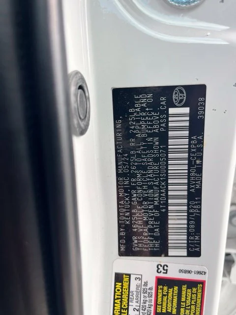 Used 2025  Toyota LE image 13