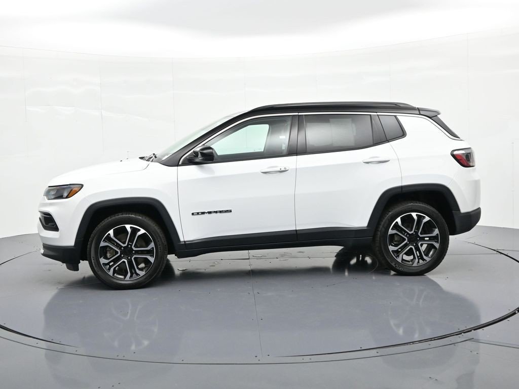 Used 2023 Bright White Clearcoat Jeep Limited image 9
