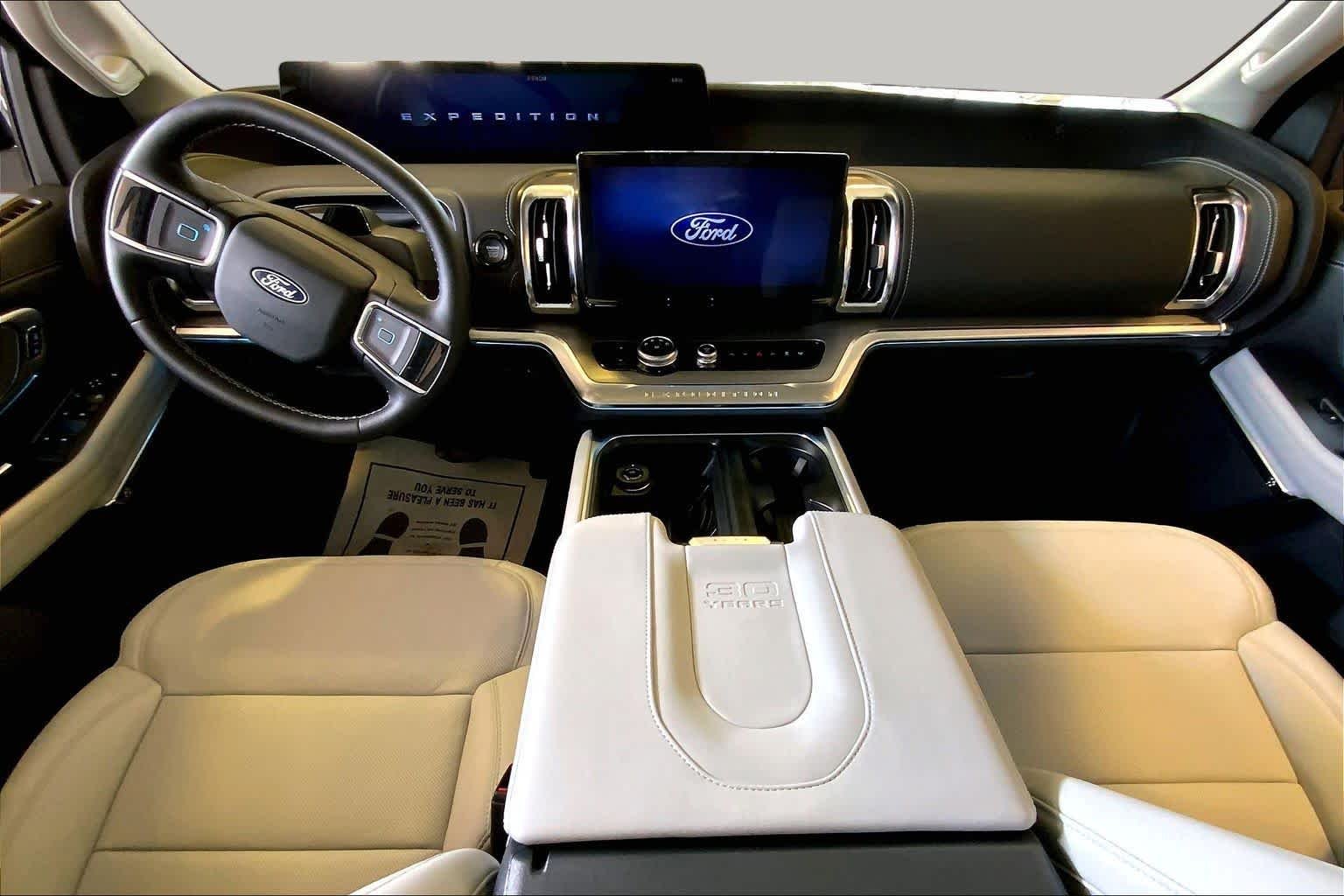 New 2027 Star White Metallic Tri-Coat Ford MAX Platinum image 11