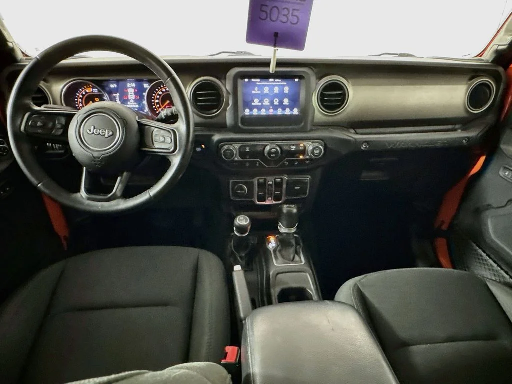 Used 2018 Orange Jeep Unlimited Sport S image 25