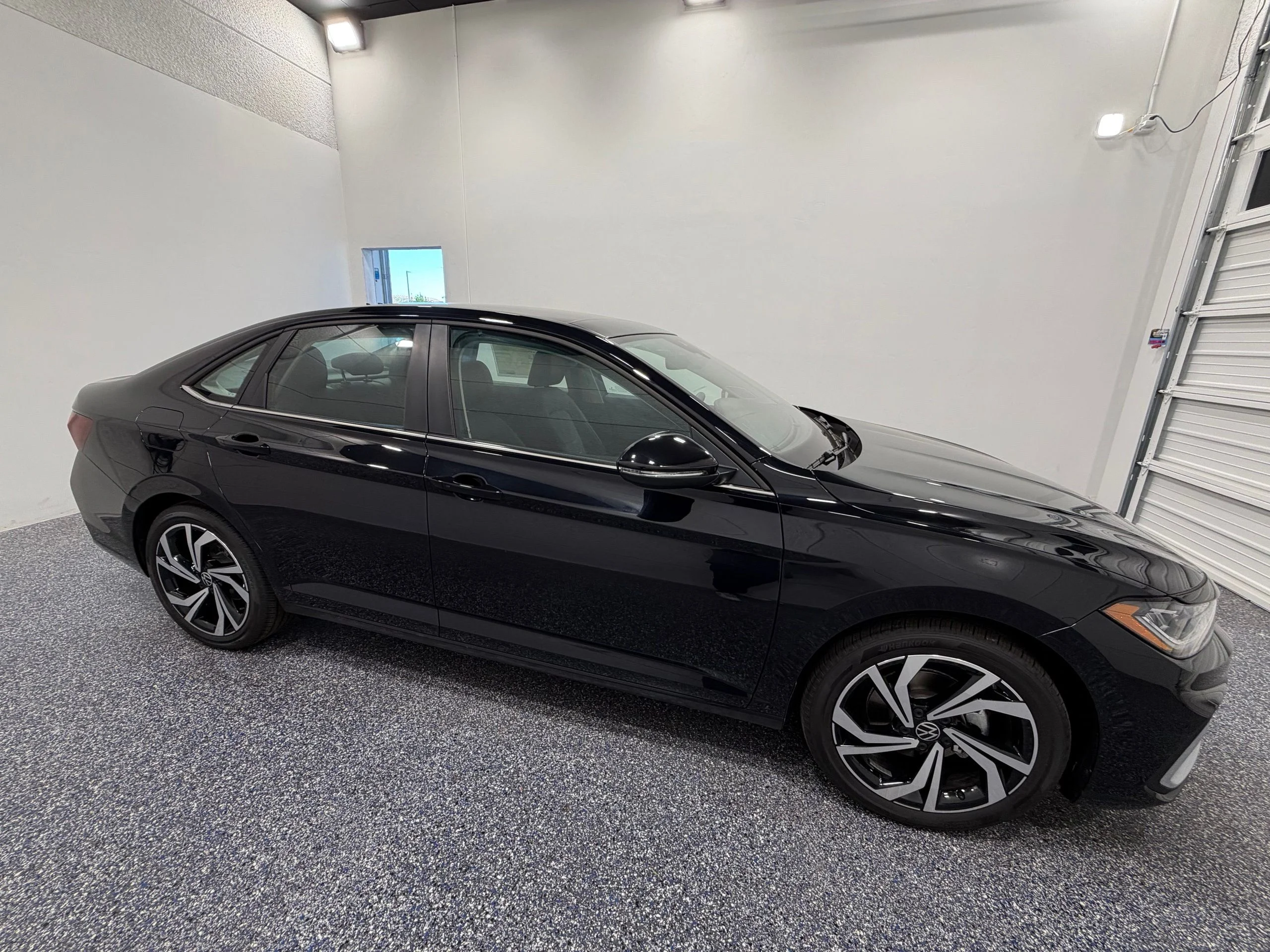 New 2026 Black Volkswagen 1.5T SEL image 9