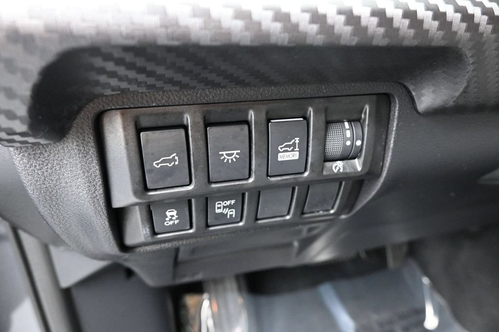 Used 2022 Gray Subaru Onyx Edition image 12