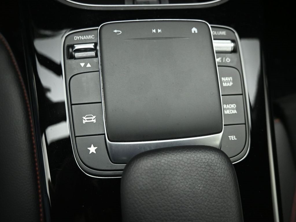 2022 MERCEDES-BENZ CLA-CLASS - Image 17