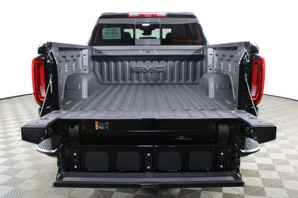 2026 GMC Sierra 1500 Denali - Photo 7