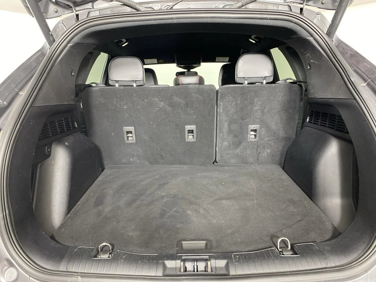 Used 2023 Carbonized Gray Ford ST-Line image 25