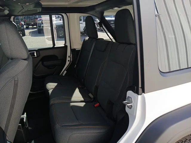 New 2026 Bright White Clear-Coat Exterior Paint Jeep Sport S image 21