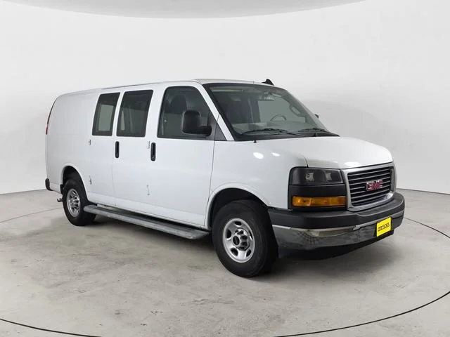 Used 2024 Summit White GMC Work Van image 7