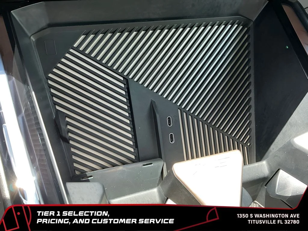 Used 2025 Gray BMW 30 xDrive image 24