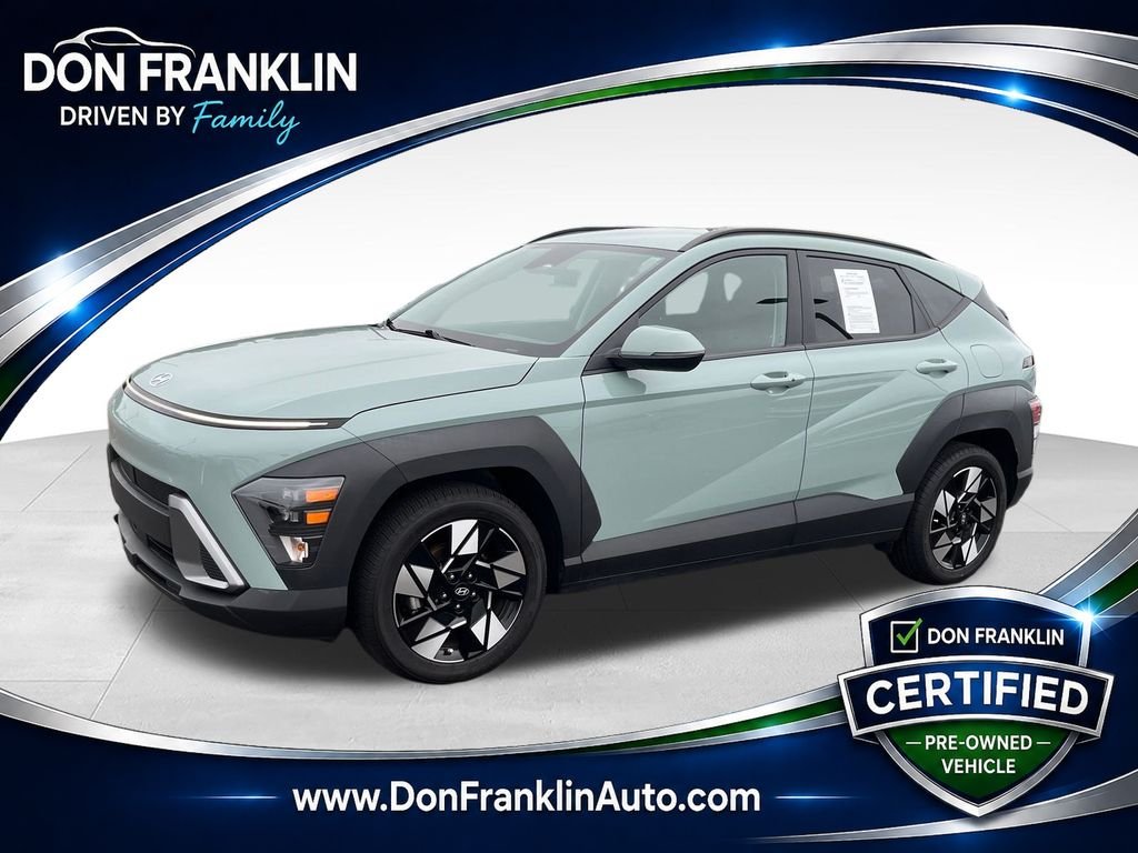 Used 2025 Green Hyundai SEL image 1