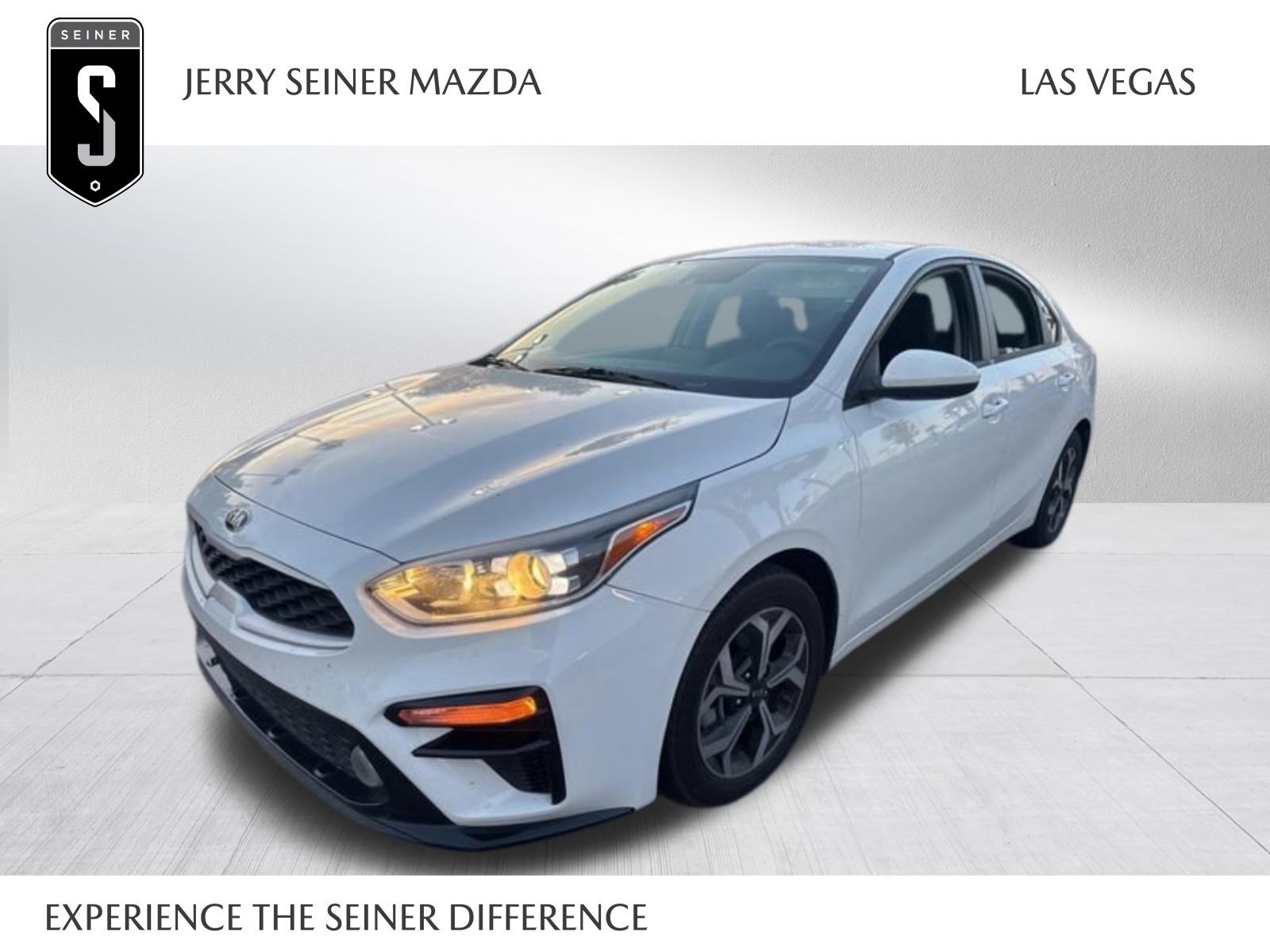 2020 Kia Forte LXS AT's photo