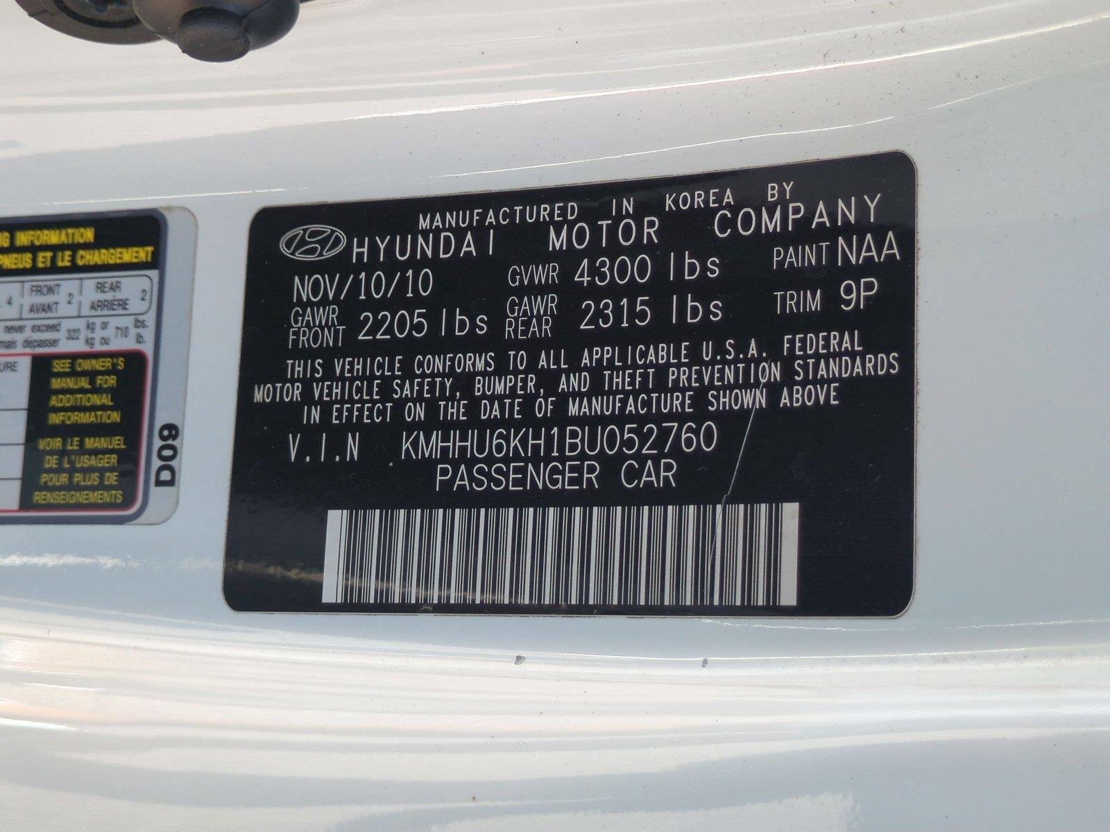 Used 2011 Karussell White Hyundai R-Spec image 32