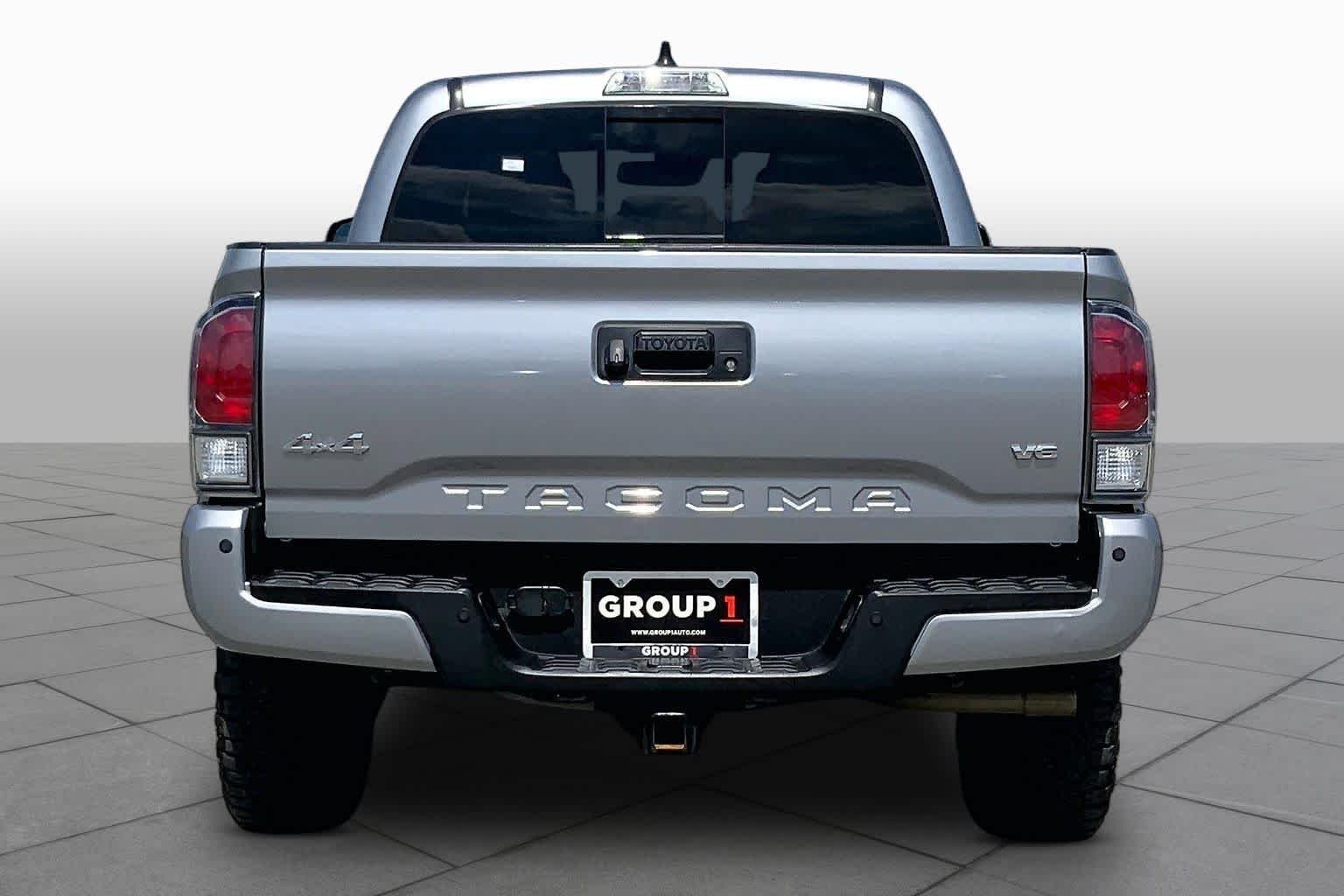 Used 2021 Silver Sky Metallic Toyota Limited image 5