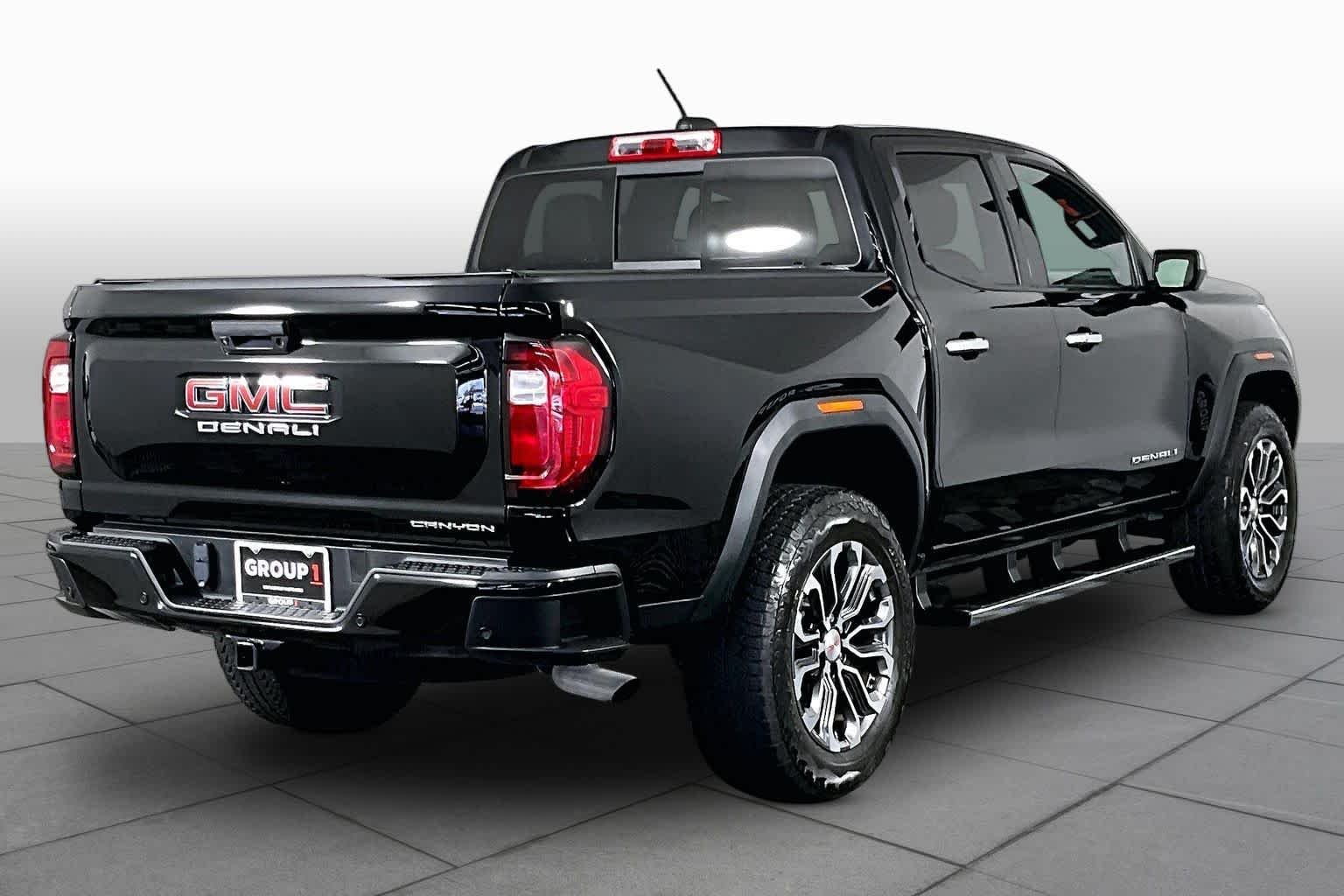 2023 GMC Canyon Denali - Photo 24