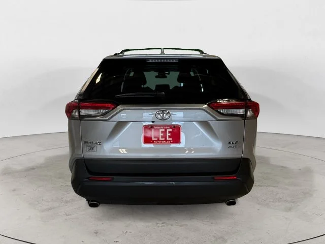 Used 2024 Silver Toyota XLE image 4