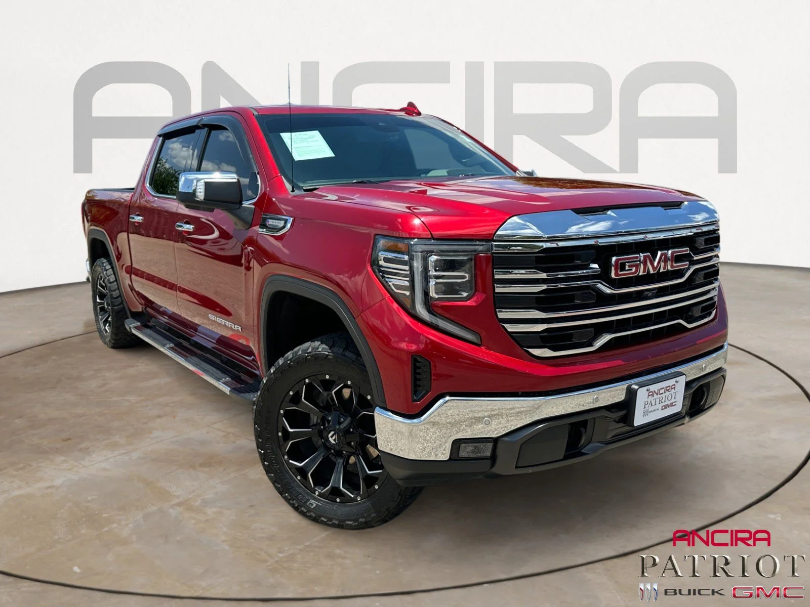 Used 2022 Cayenne Red Tintcoat GMC SLT image 1