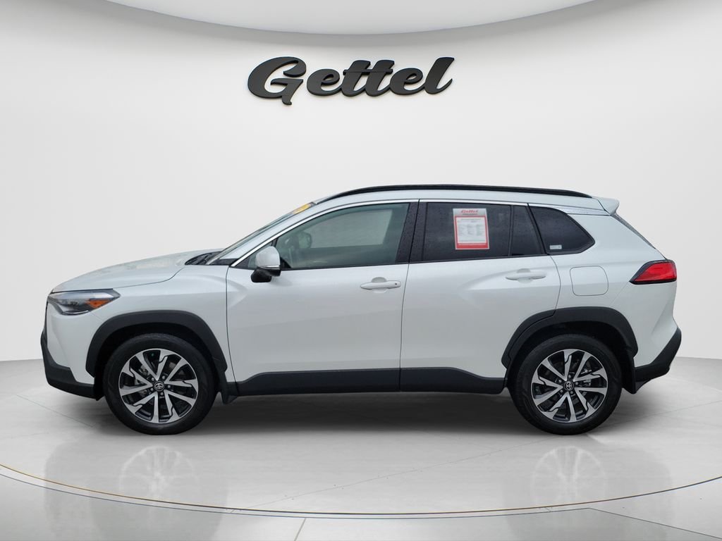 Used 2024 Beige Toyota XLE image 8