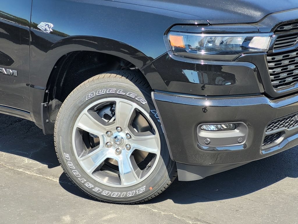 New 2026 Diamond Black Crystal Pearl-Coat Exterior Paint RAM Express image 5