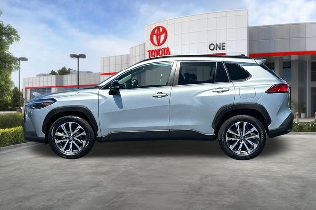 Certified Used 2025 Silver Toyota XLE image 9