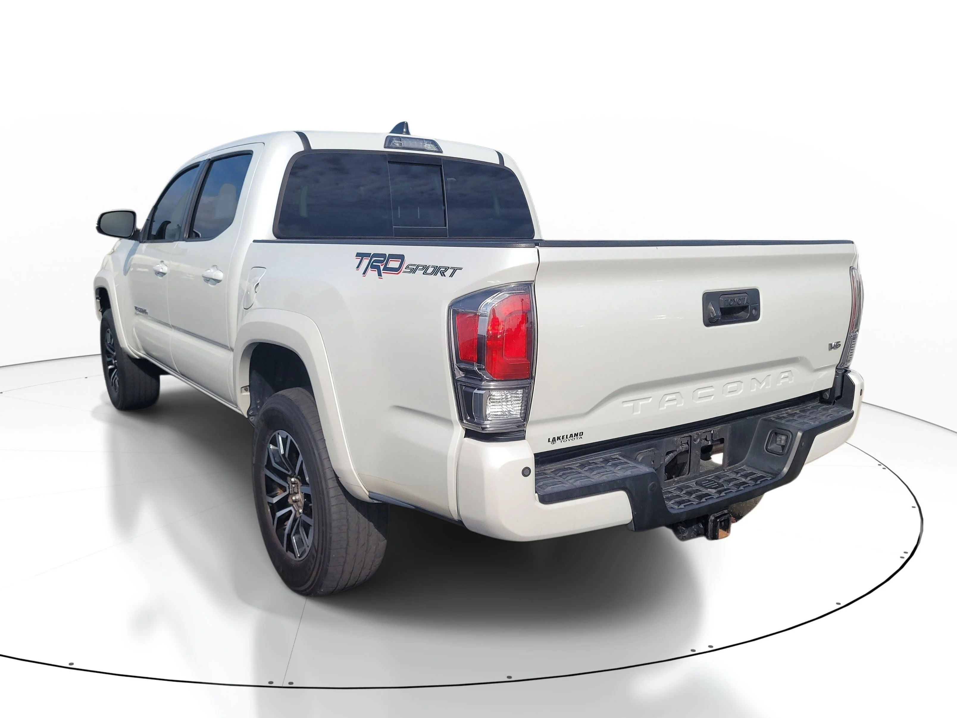 Used 2021 Wind Chill Pearl Toyota TRD Sport image 4
