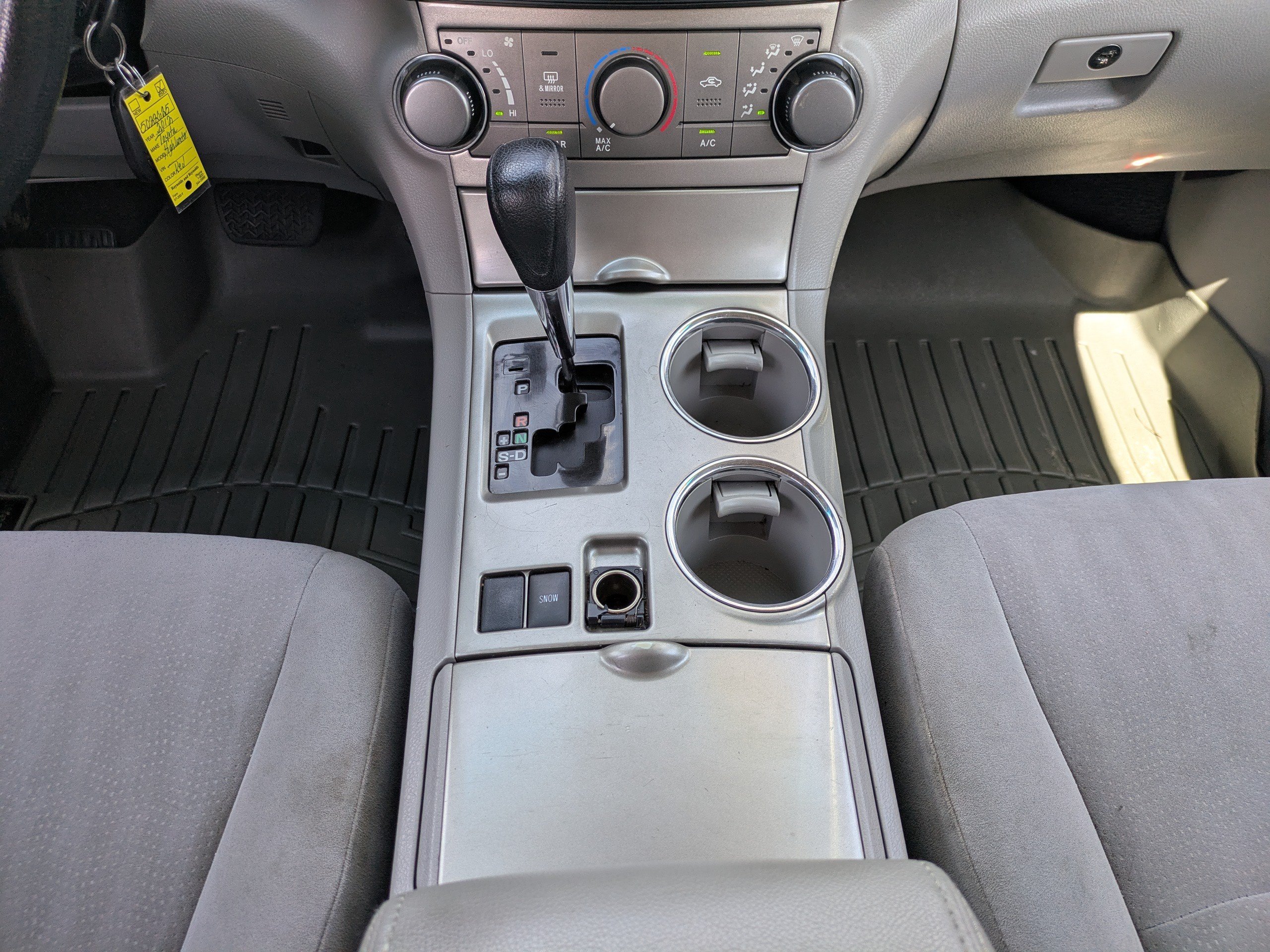 Used 2012 Red Toyota  image 18