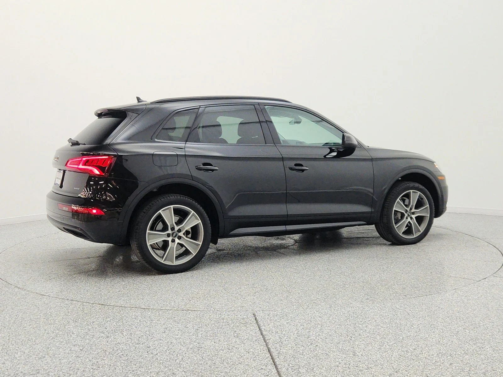 Used 2019 Mythos Black Metallic Audi Premium Plus 45 TFSI quattro image 5