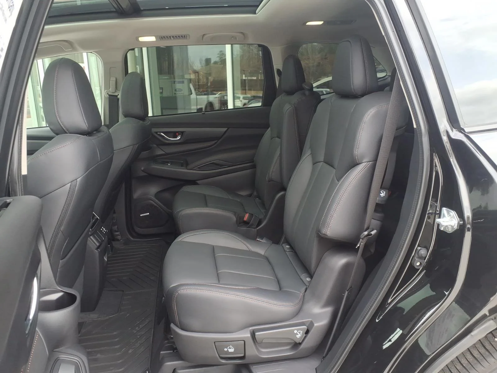 2025 Subaru Ascent Bronze Edition - Photo 43