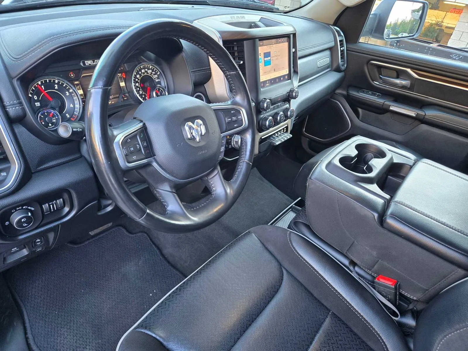2022 RAM Ram 1500 Pickup Laramie - Photo 11