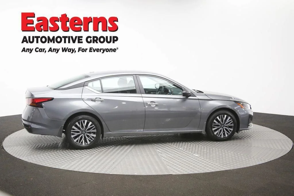 Used 2025 Gray Nissan 2.5 SV image 45