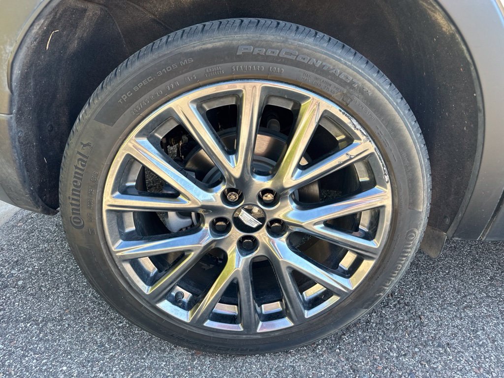 Used 2023 White Cadillac Luxury image 8