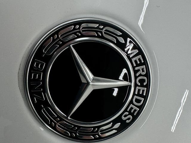 New 2026 Polar White Mercedes-Benz GLC 300 image 89