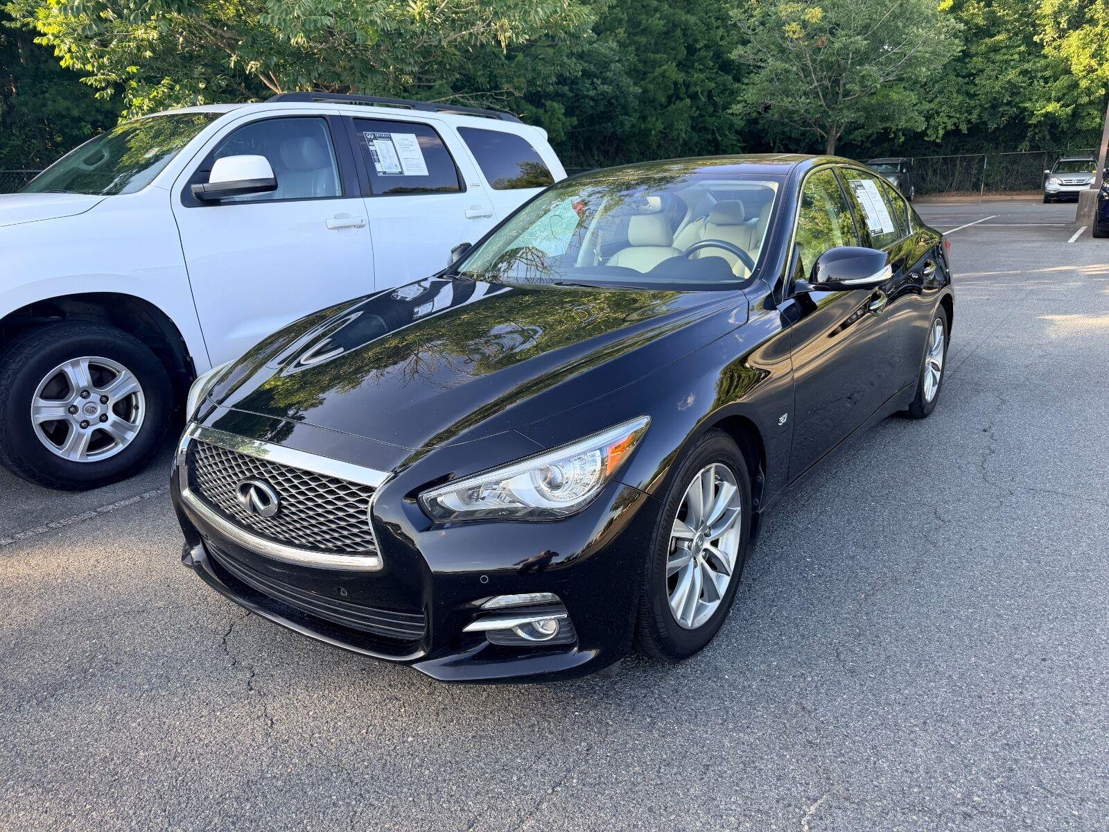 Used 2015 Black Obsidian INFINITI Premium image 1