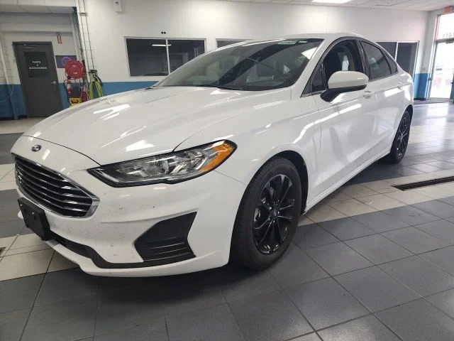 Used 2020 Oxford White Ford SE image 7