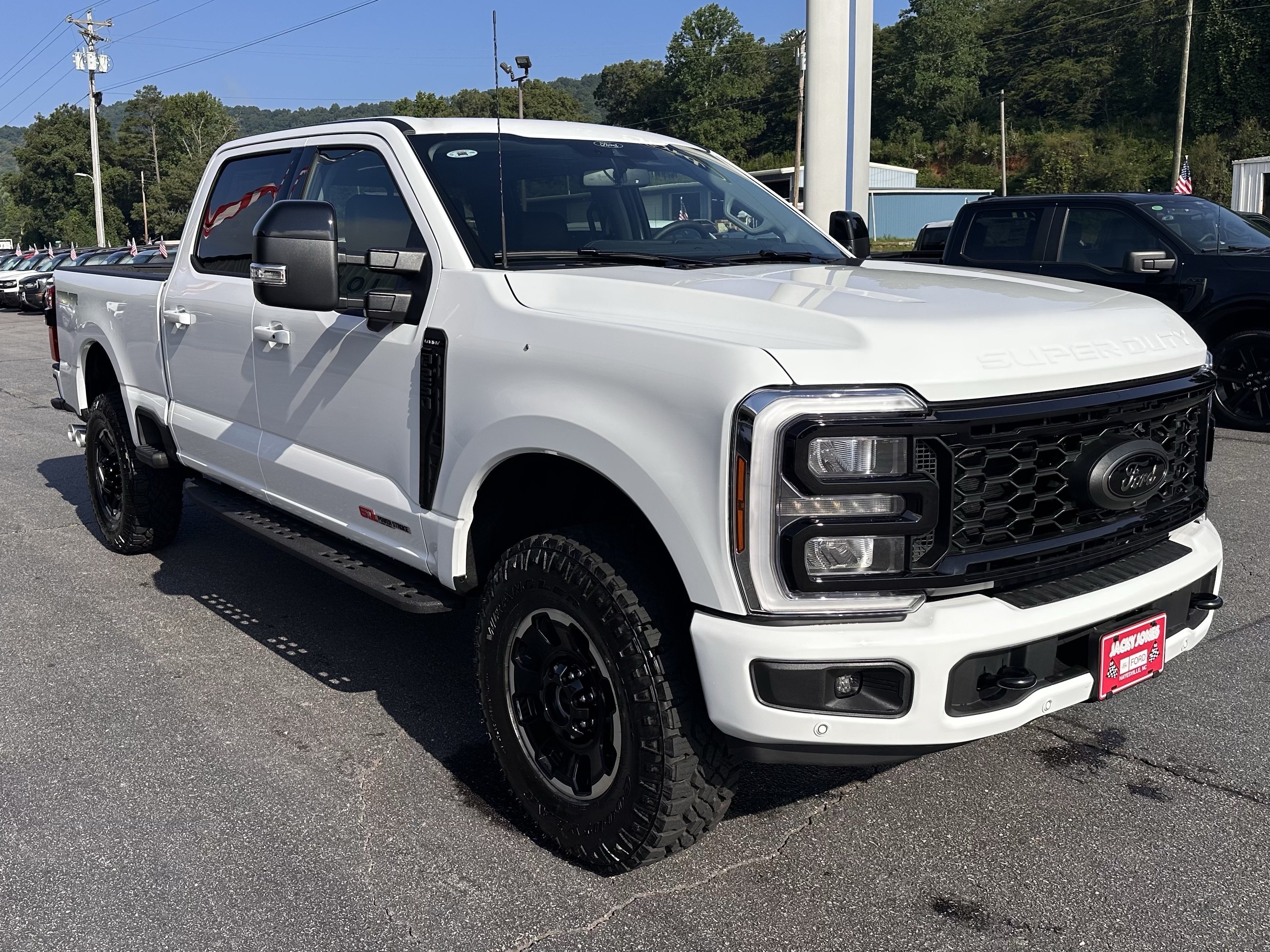 New 2026 Oxford White Ford F-250® Lariat® image 4