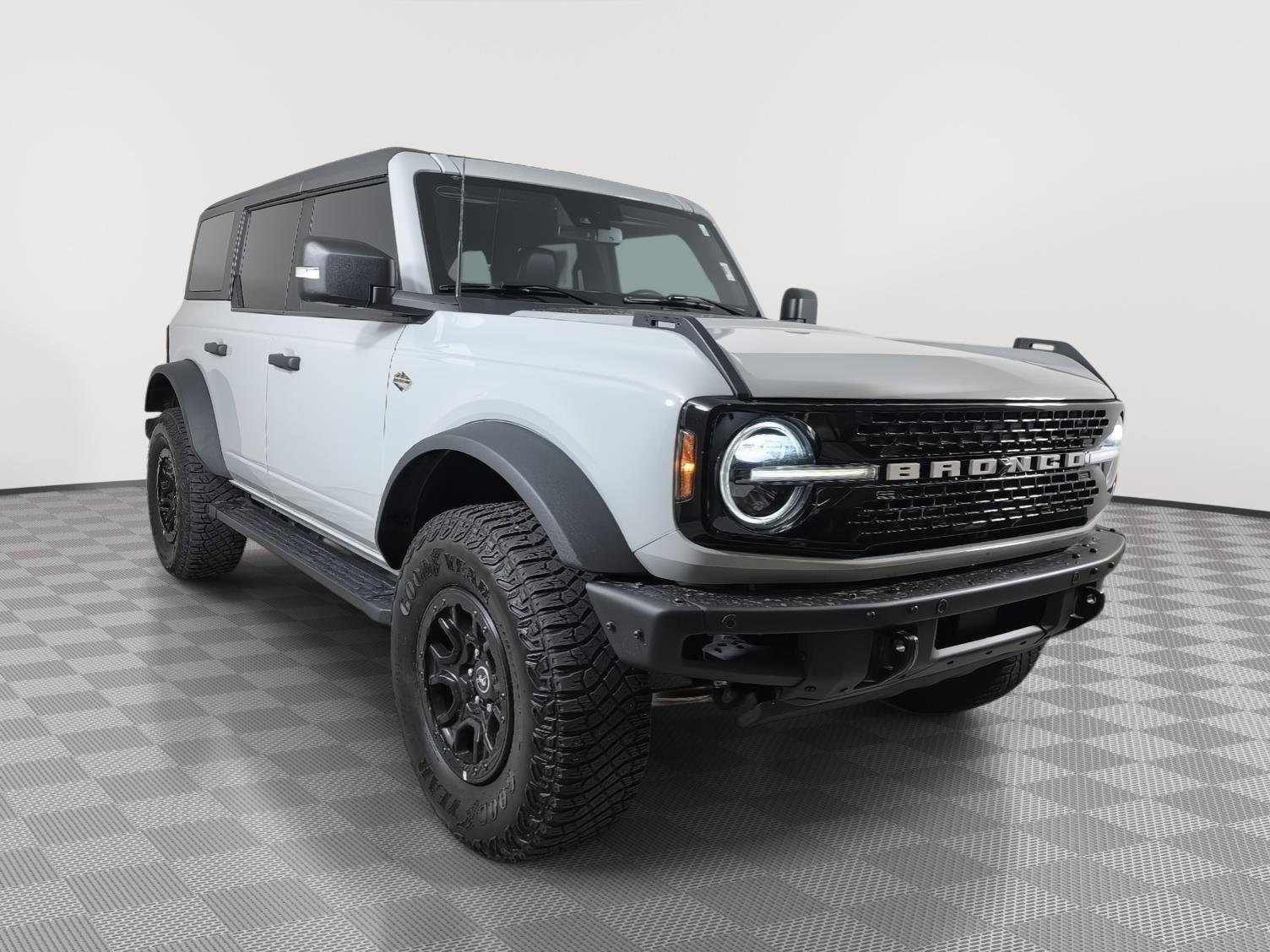 2023 Ford Bronco Wildtrak 4x4's photo