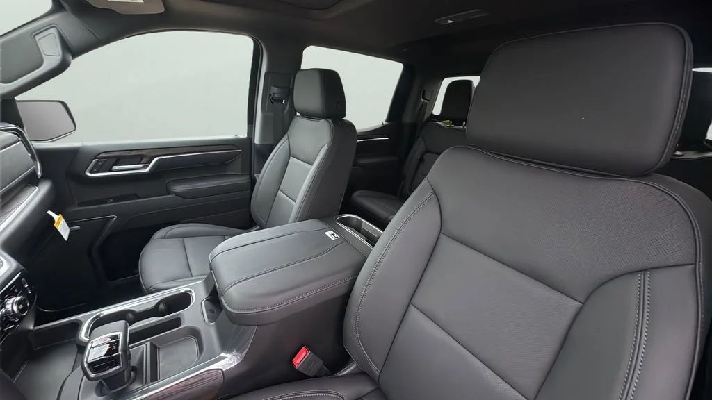 2026 GMC Sierra 1500 SLT - Photo 23