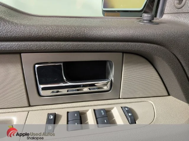 Used 2010 Black Ford XLT image 10