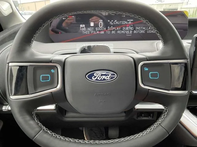 New 2027 Agate Black Metallic Ford MAX Platinum image 19
