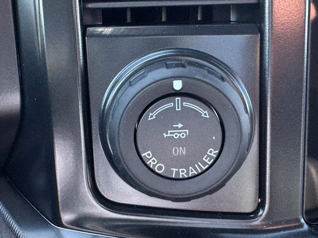 New 2027 Star White Metallic Tri-Coat Ford F-250® Platinum® image 39